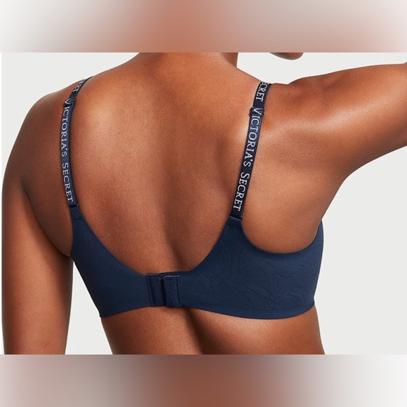 NWT Victoria’s Secret T-Shirt Lightly Lined Comfort Bra - Picture 3 of 3